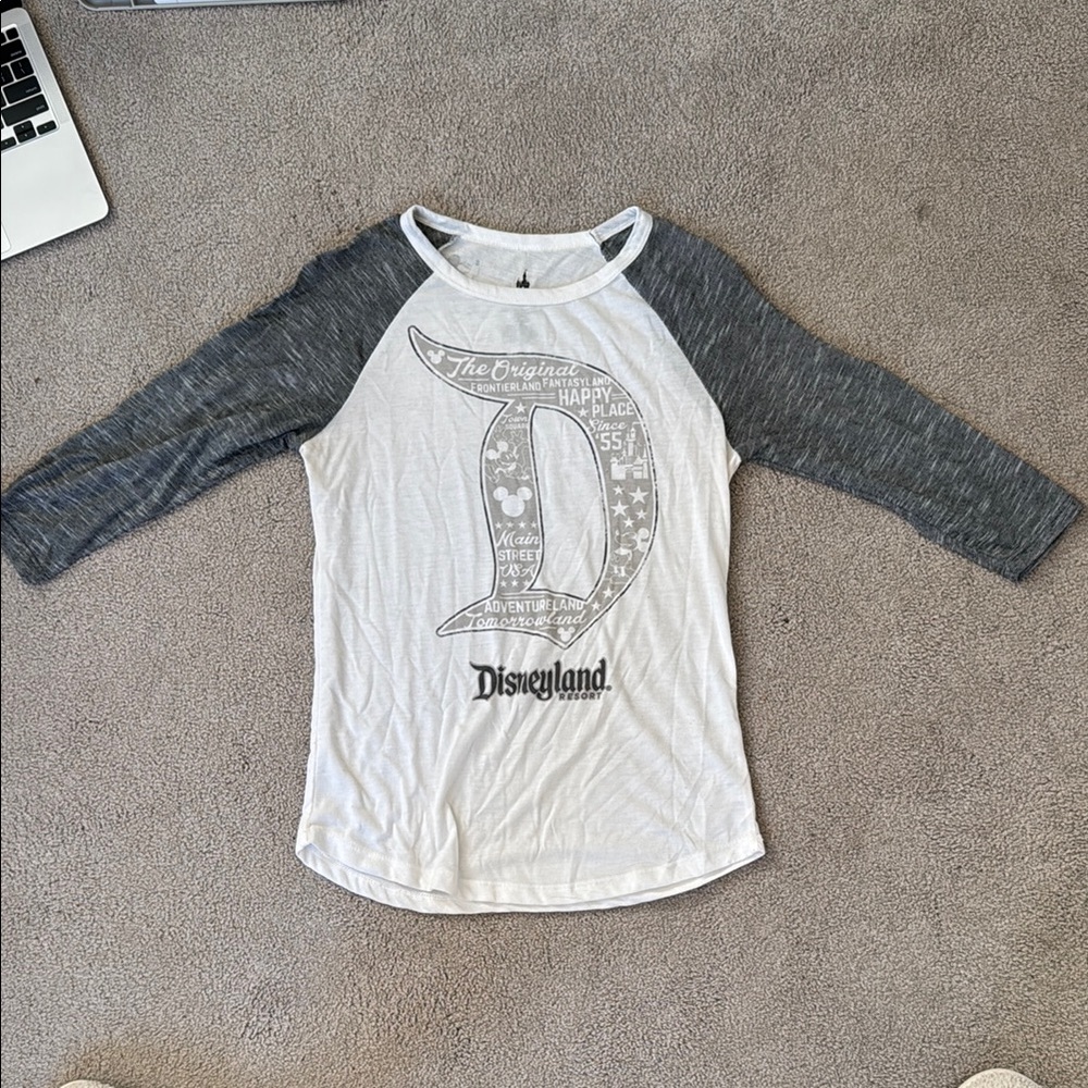 Disneyland 3/4 Sleeve Shirt